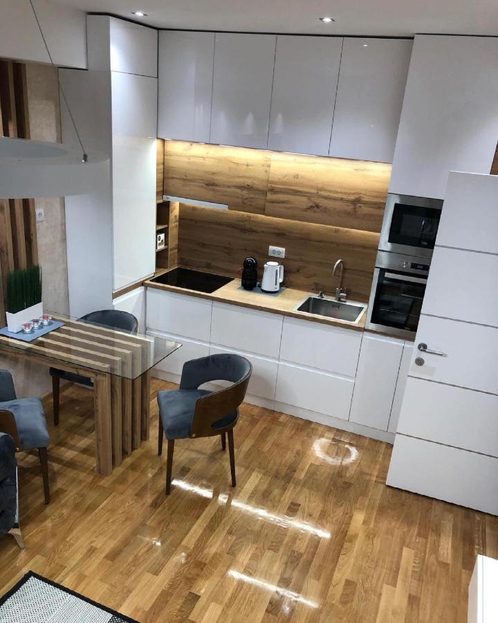 Lux Apartman 33 Крагуевац Екстериор снимка