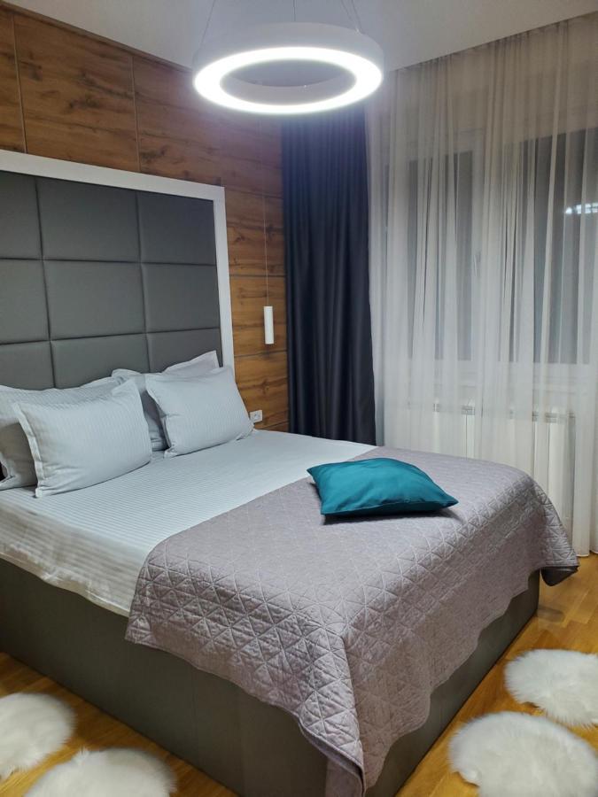 Lux Apartman 33 Крагуевац Екстериор снимка