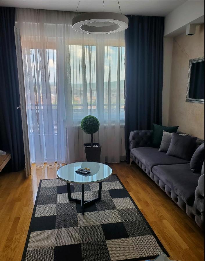 Lux Apartman 33 Крагуевац Екстериор снимка